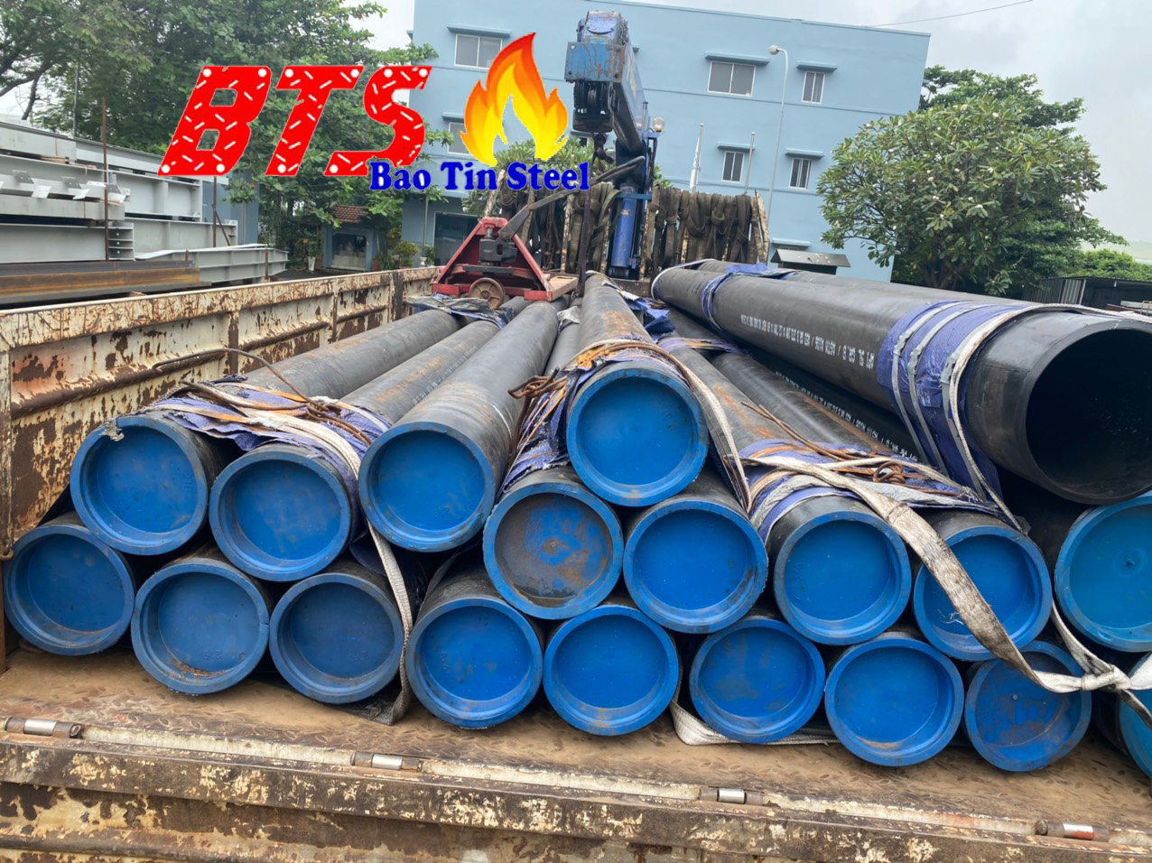 Ống thép đúc cỡ lớn phi 406