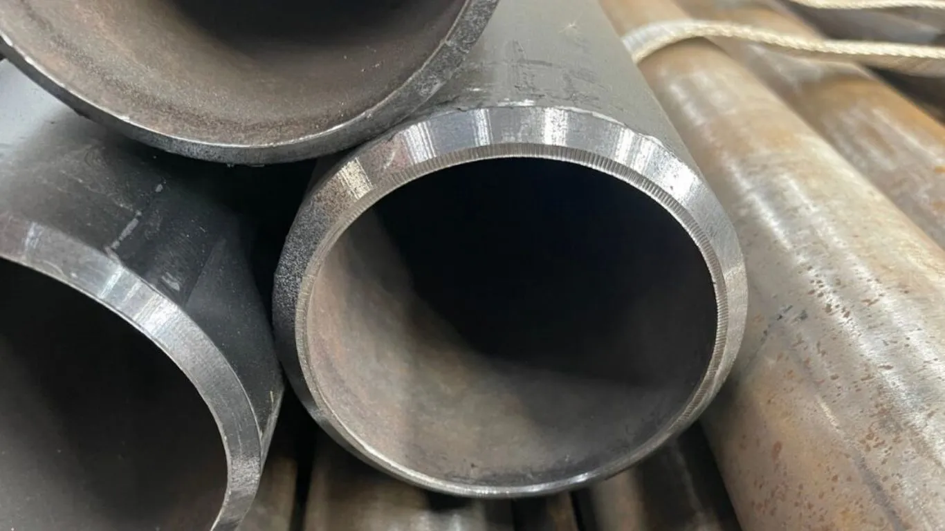 Ống thép đúc mạ kẽm cỡ lớn 