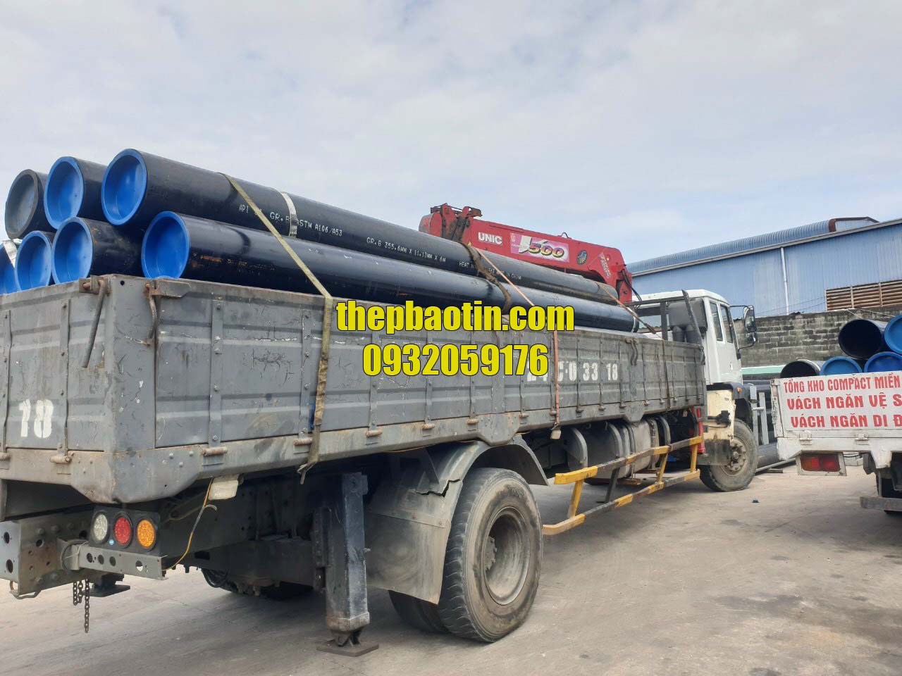 Ống thép đúc cỡ lớn tại kho Thép Bắc Ninh